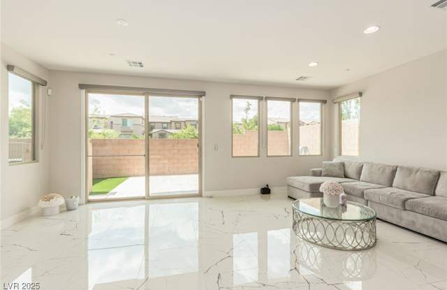 Photo of 11297 Gravitation Drive