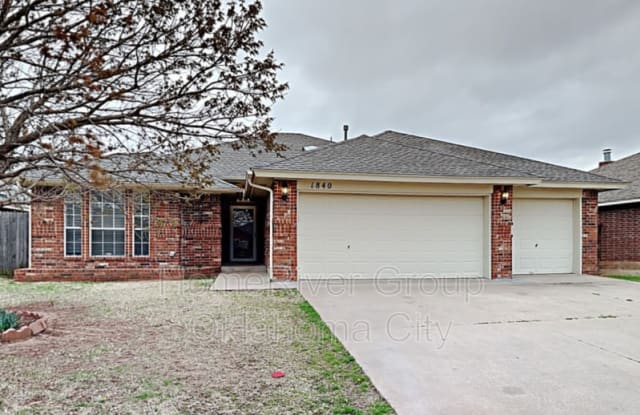 1840 Hemingway Dr - 1840 Hemingway Drive, Edmond, OK 73013