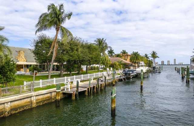Photo of 126 Anchorage Drive S