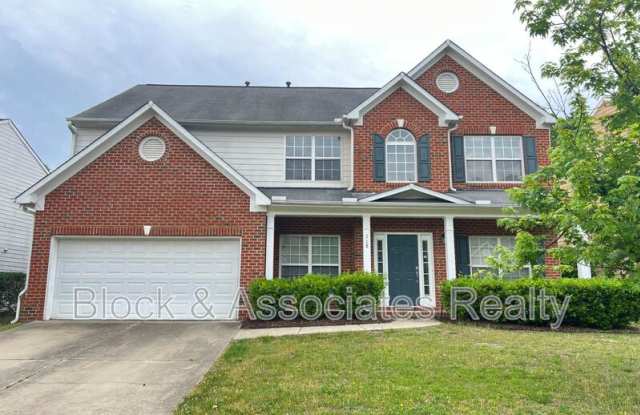 718 Straywhite Ave.