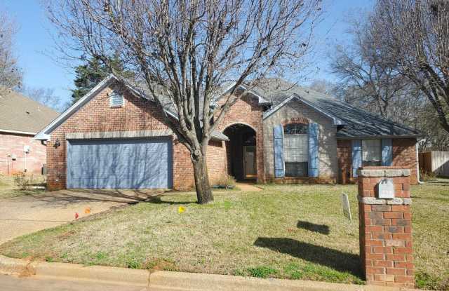 COMING SOON! Whitehouse! Gorgeous 4 Bedroom, 2 Bath Home