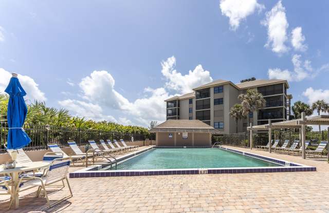 Photo of 2571 NE Ocean Boulevard