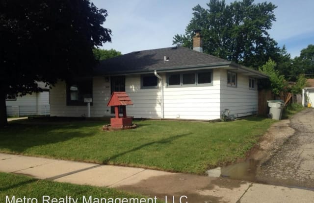 4909 N 105th St - 4909 North 105th Street, Milwaukee, WI 53225