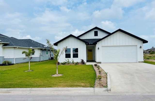 113 Torrey Pines Rd.