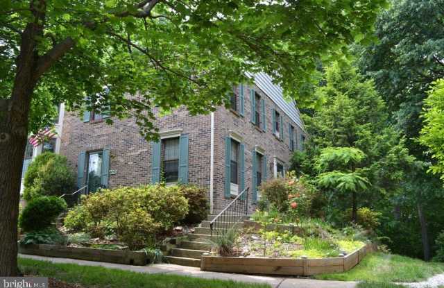 Photo of 6010 HEATHWICK COURT