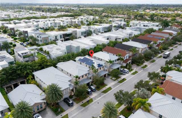 Photo of 10470 NW 69th Ter