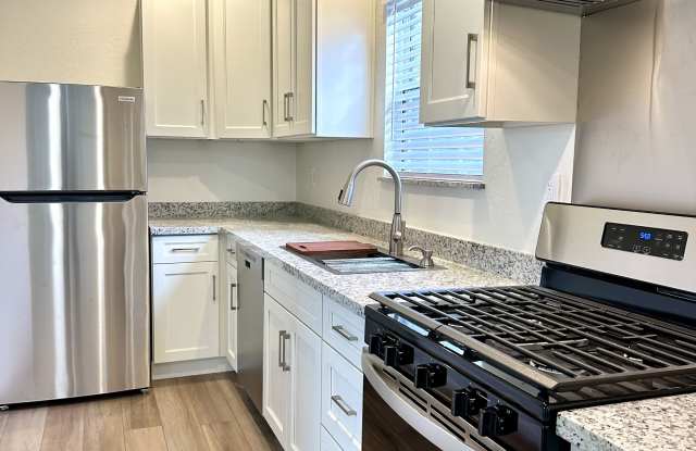 1221 Fifth Street - 1