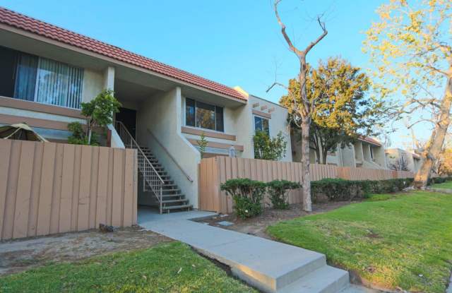 Beautifully Upgraded Penthouse Condominum Home - 259 West Channel Islands Boulevard, Port Hueneme, CA 93041