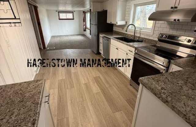 Smithsburg - Charming Single Level Home