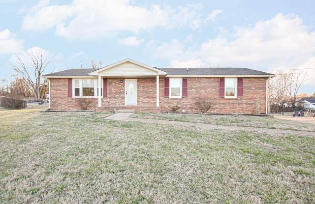 Pet Friendly Three Bedroom with Basement!