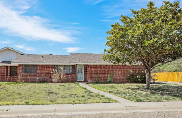 21 EDGEWOOD Lane
