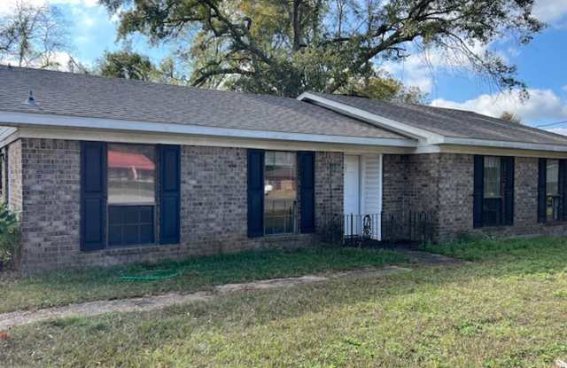 Photo of Brick home off Three Notch Road