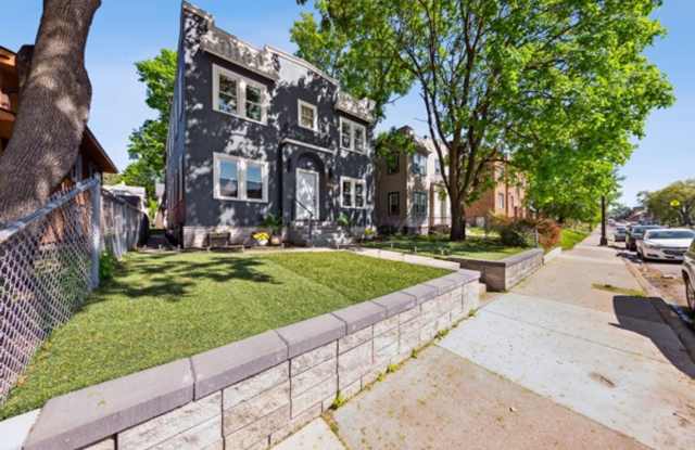 Charming 1BR Duplex in Minneapolis