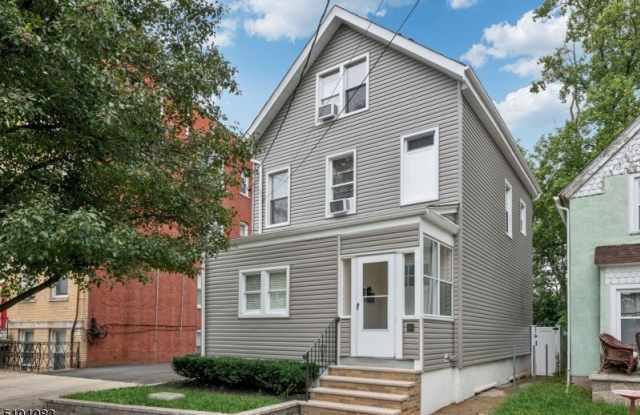 204 Forest St Unit 2