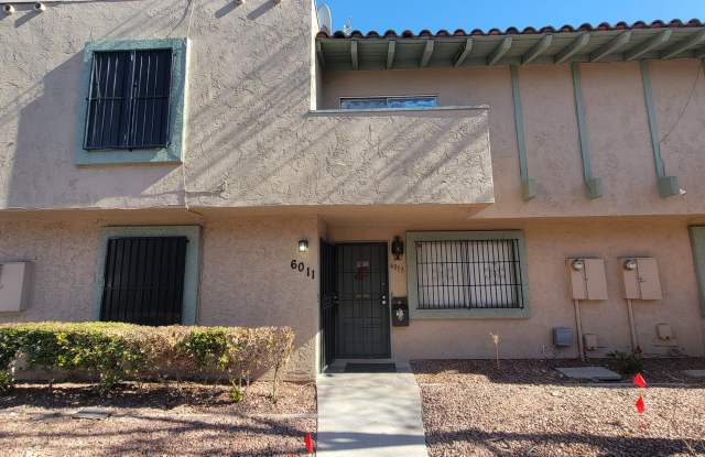 6011 Vegas Dr