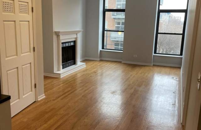 Photo of 1131 West Madison