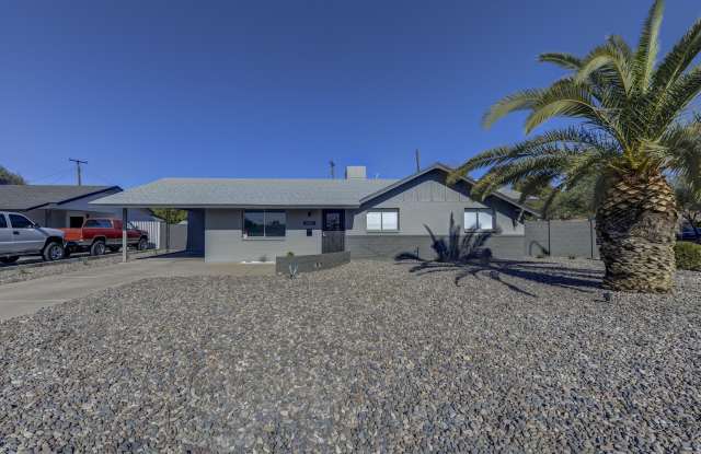 1986 E PALMCROFT Drive