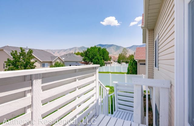 281 E Interlochen Ln - 281 East Interlochen Lane, Stansbury Park, UT 84074