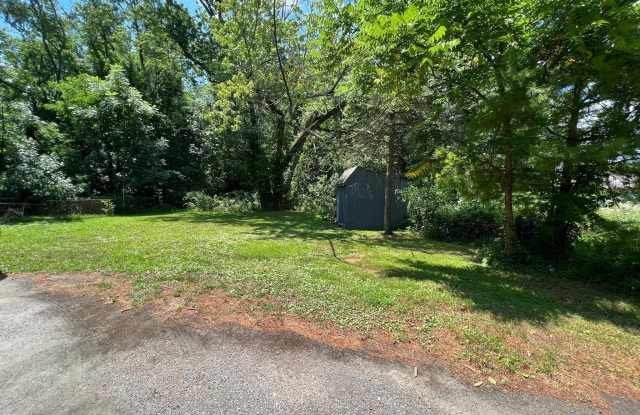 25 ROBBINSVILLE ALLENTOWN RD unit: Apt C