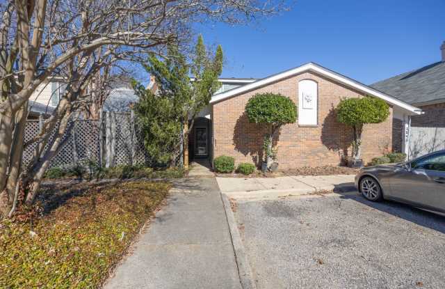 Photo of 2043 Hazel Hedge Ln.