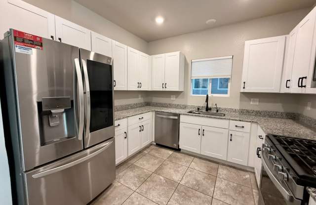 Modern 4/BD 3/BA Gem in Prime Community with Fresh Updates