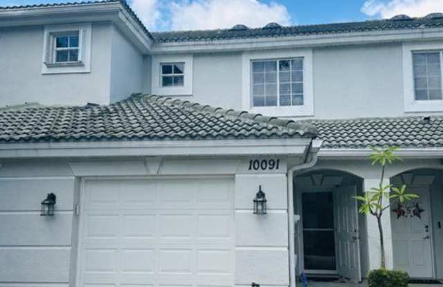 10091 Pacific Pines Avenue