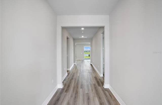 44300 SADDLEWOOD COURT