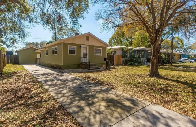 2626 34TH AVENUE N - 2626 34th Avenue North, St. Petersburg, FL 33713