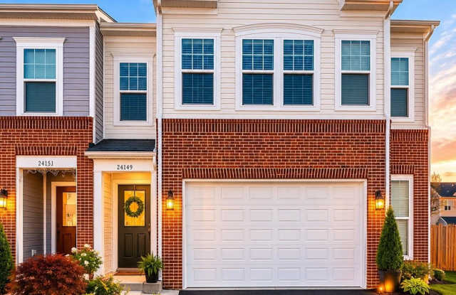 24640 GREYSTEEL Square