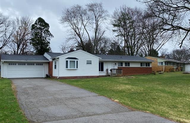 32220 SHREWSBURY ST - 32220 Shrewsbury Street, Farmington Hills, MI 48334