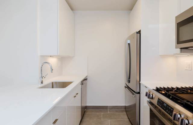 Longacre House Apartments