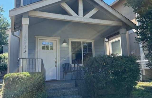 Photo of 3 BEDROOM 2.5 BATH HOME WITH GARAGE