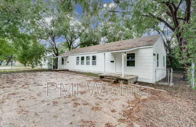 Photo of 4311 East Lincoln Street