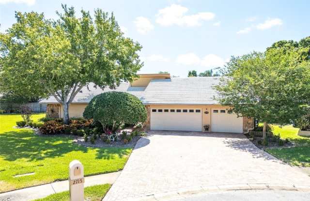 2715 MONTAGUE COURT E