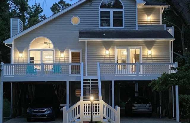 Photo of 8711 Emerald Plantation Road