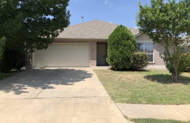 Beautiful home located in the desirable North Creek community in Leander!