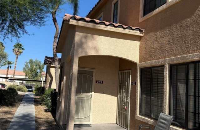 2171 Hussium Hills Street