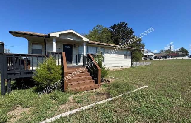 Photo of Charming 3-Bedroom Home