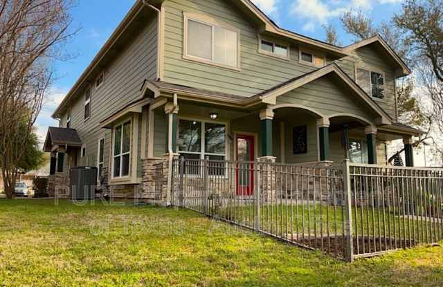 Photo of 1481 E Old Settlers Blvd.