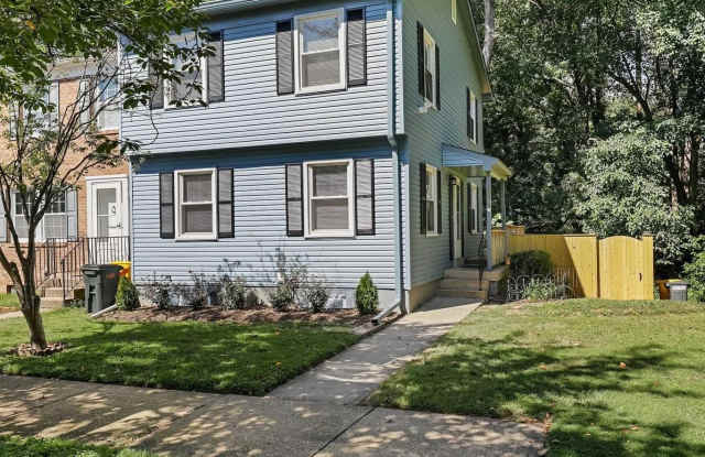 Photo of 1634 MOUNT AIRY Court