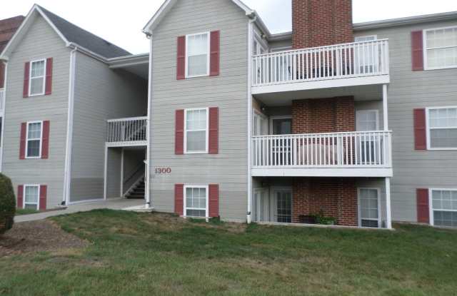 3 Bedroom , 2 Bath Condo