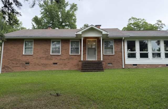 7226 Turnpike Road