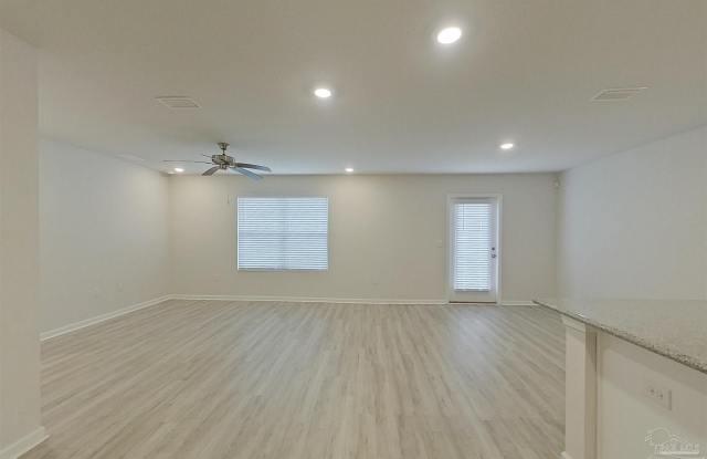 124 Swallowtail Ln