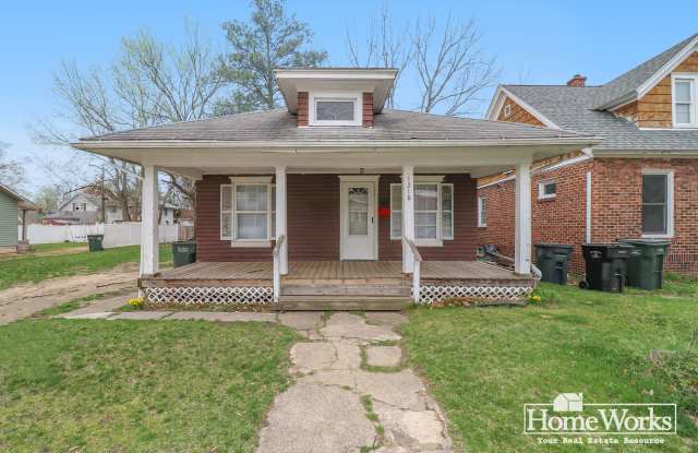 1218 Miner St