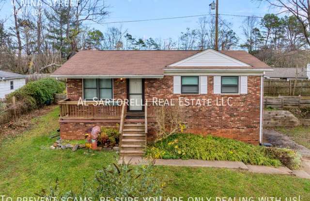 4 Nina St