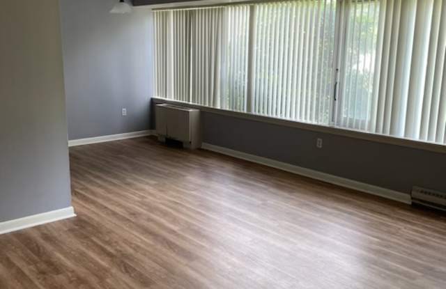 1310 Berlin Turnpike