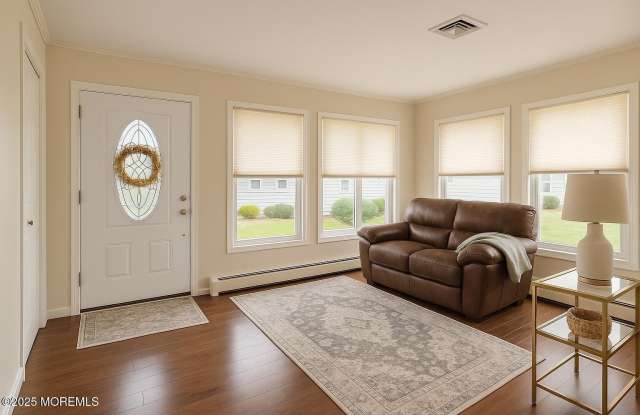 515 Jamaica Boulevard