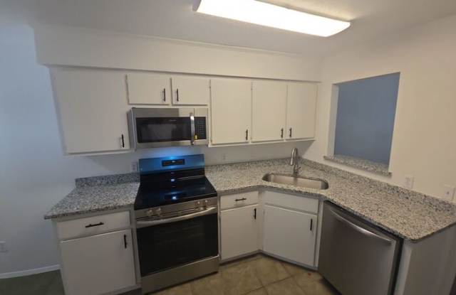 1104 Columbia Avenue