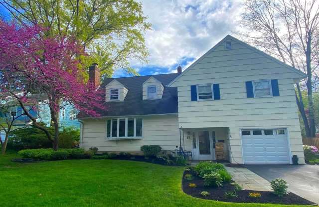 21 FORESTER Drive