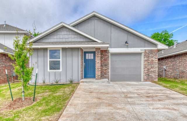 Brand New Construction in Varenna Landing!